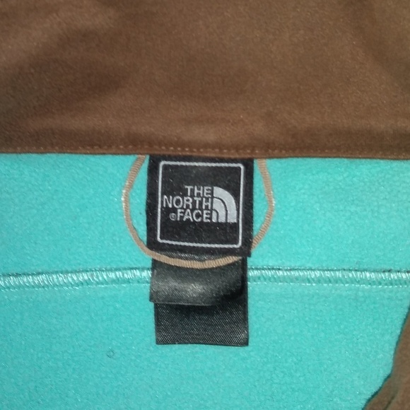 The North Face Light Jacket - Picture 5 of 6